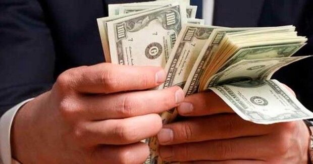 Köhnə dolları olanların diqqətinə: Banklar niyə imtina edir?