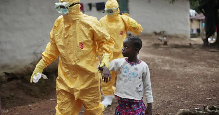 Ebola yenidən can alır: Ölənlərin sayı 60-a çatdı Ebola yenidən can alır: Ölənlərin sayı 60-a çatdı