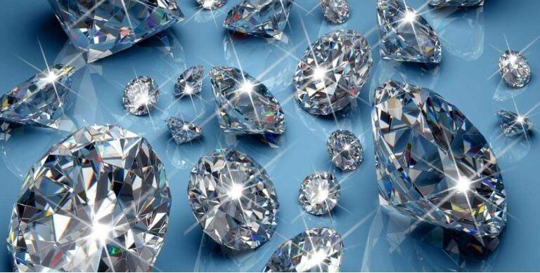 Gömrükdə 308,30 karat brilyant aşkar olundu Gömrükdə 308,30 karat brilyant aşkar olundu