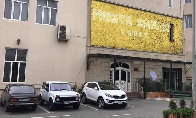 Bakının məşhur gecə klubunun qarşısında dava: İki mühafizəçi… Bakının məşhur gecə klubunun qarşısında dava: İki mühafizəçi…