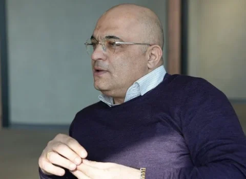 Eynulla Fətullayev saytını neçəyə satıb? – Fantastik rəqəm
