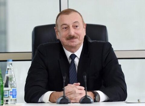 İlham Əliyev İsveç Kralını təbrik etdi