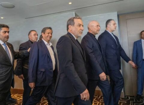 İran nümayəndə heyəti İsveçrəni tərk etdi