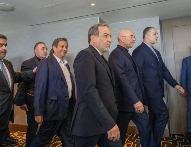 İran nümayəndə heyəti İsveçrəni tərk etdi