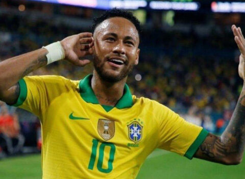 Neymar 980 gündən sonra Braziliya millisində meydana qayıtdı