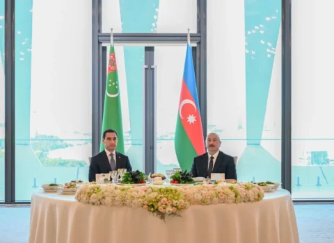 İlham Əliyevin adından Türkmənistan Prezidentinin şərəfinə dövlət ziyafəti verilib