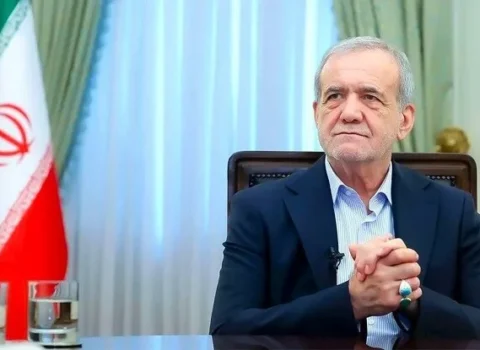 Pezeşkian Pakistana getdi