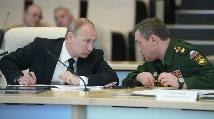 Putin narahatdır, Gerasimov prezidenti aldadır