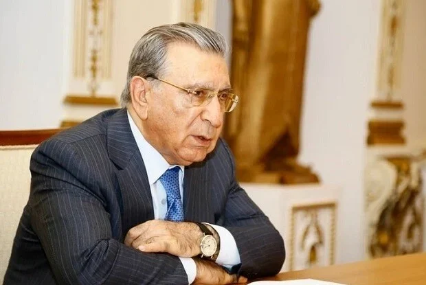 “Boz kardinal”ın ordenləri əlindən alına bilər: Ramiz Mehdiyev hansı təltiflərini itirəcək?