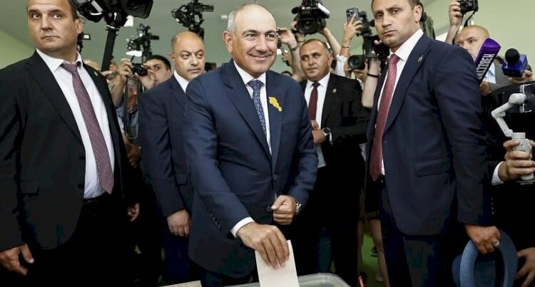 Bakıdan Paşinyana zəng olacaqmı? – Sabiq nazir AÇIQLADI