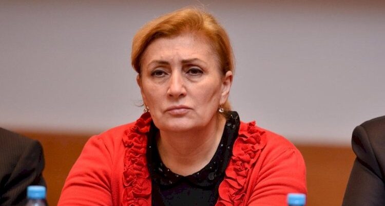 AYNA ilə bağlı şikayətlər artır: Taksi sürücüləri cərimələrə görə etiraz edir! AYNA ilə bağlı şikayətlər artır: Taksi sürücüləri cərimələrə görə etiraz edir!