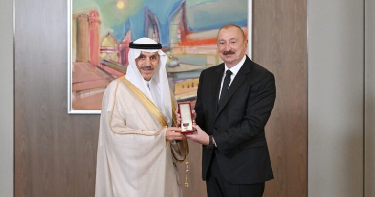 İlham Əliyev ona “Dostluq” ordenini təqdim etdi – FOTO