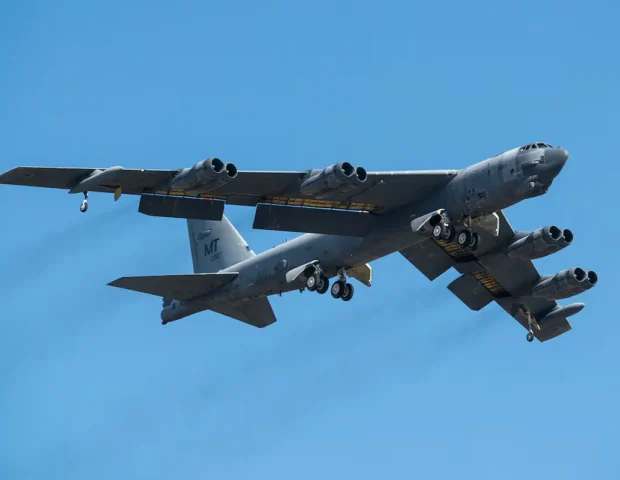 ABŞ-də strateji bombardmançı qəzaya uğrayıb