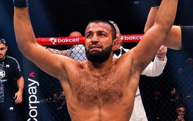 Tahir Abdullayev UFC-də ilk qələbəsini qazandı