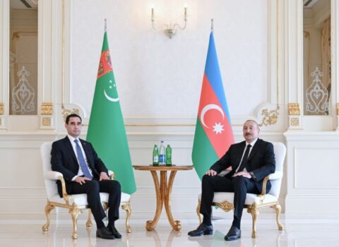 Prezident İlham Əliyevin Türkmənistan Prezidenti ilə təkbətək görüşü olub