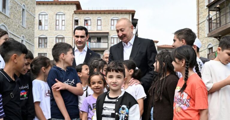 Prezident İlham Əliyevin Şuşada uşaqlarla görüşü barədə paylaşım – VİDEO