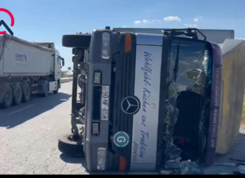 Kürdəmirdə avtomobillər toqquşdu – Xəsarət alanlar var – FOTO