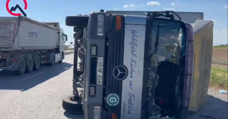 Kürdəmirdə avtomobillər toqquşdu – Xəsarət alanlar var – FOTO