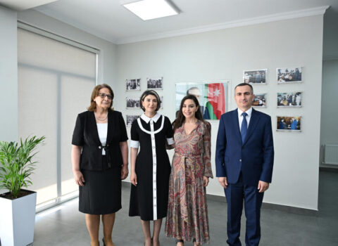 Leyla Əliyeva Yevlaxda məktəb binasının açılışında iştirak etdi