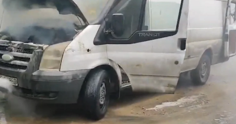Masazırda “Ford” yandı – VİDEO