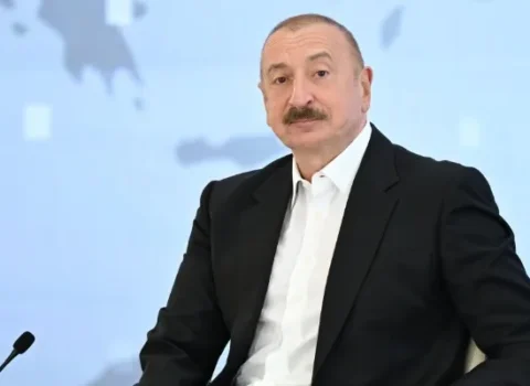 Azərbaycan lideri Monqolustan Prezidentinə təbrik ünvanladı