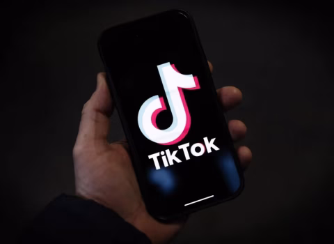 Naxçıvanda 4 “Tiktoker” söyüşə görə saxlanıldı