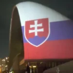 Heydər Əliyev Mərkəzi Slovakiya bayrağının rənglərinə büründü