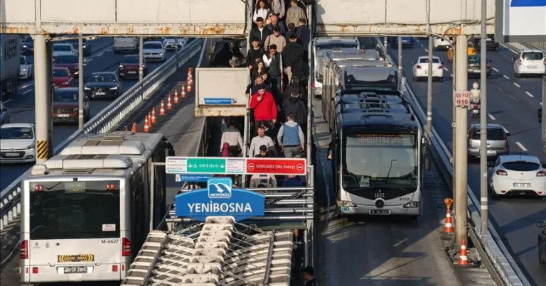 İstanbulda ictimai nəqliyyat bahalaşdı – Yeni qiymətlər