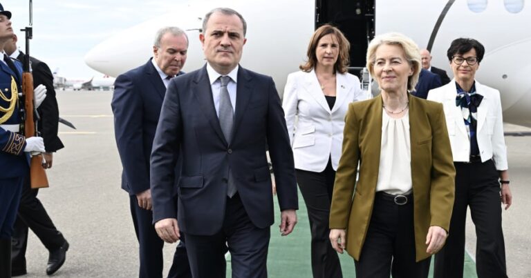 Leyen: Aİ Azərbaycanla tərəfdaşlığı dərinləşdirmək niyyətindədir