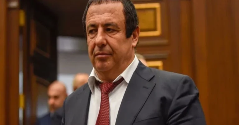 “Çiçəklənən Ermənistan” Partiyasının lideri Qaqik Tsarukyanın evində axtarış aparılır