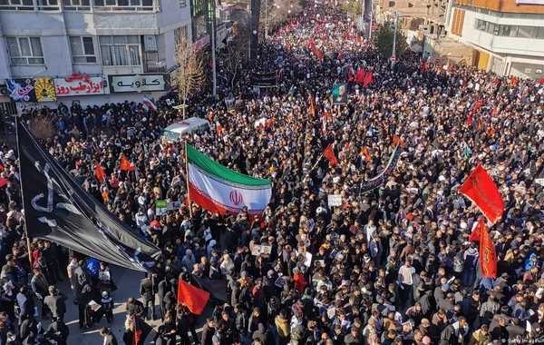 İranda izdiham: Xameneinin qisası belə alınacaq