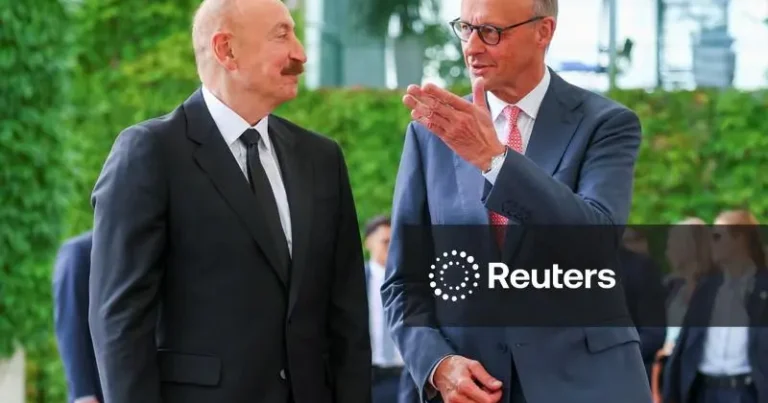 Prezident İlham Əliyevin Berlində rəsmi qarşılanma mərasimi keçirildi