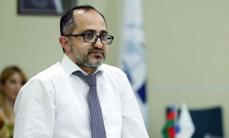 Əkrəm Həsənov: “İstehsal Azərbaycanda aşağı səviyyədədir, çünki sahibkarlıq üçün normal investisiya şəraiti yoxdur” Əkrəm Həsənov: “İstehsal Azərbaycanda aşağı səviyyədədir, çünki sahibkarlıq üçün normal investisiya şəraiti yoxdur”
