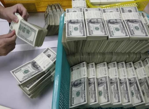 Kassadan 1 milyon dollar oğurlayan azərbaycanlıya 10 il cəza
