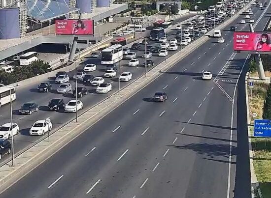 Bakıda 5 istiqamətdə tıxac müşahidə olunur