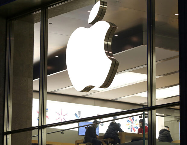 “Apple” yenidən taxtına qayıtdı – Dünyanın ən bahalı şirkəti oldu