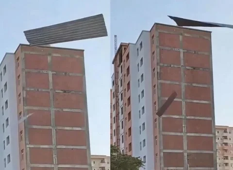 Bakıda güclü külək binanın damını uçurdu – Video