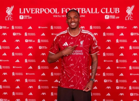 “Liverpul” yeni transfer etdi
