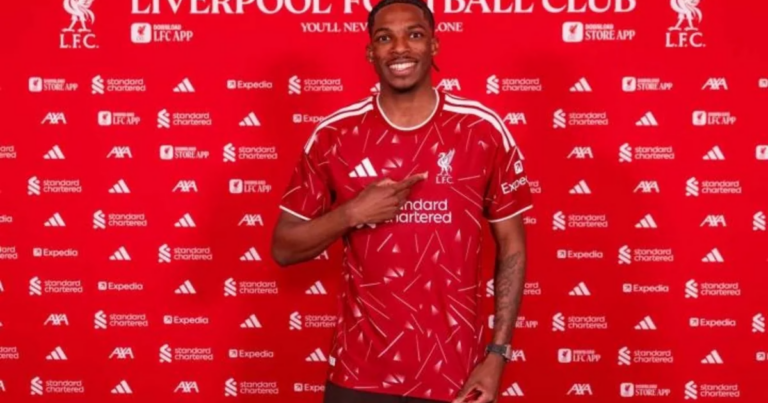 “Liverpul” yeni transfer etdi
