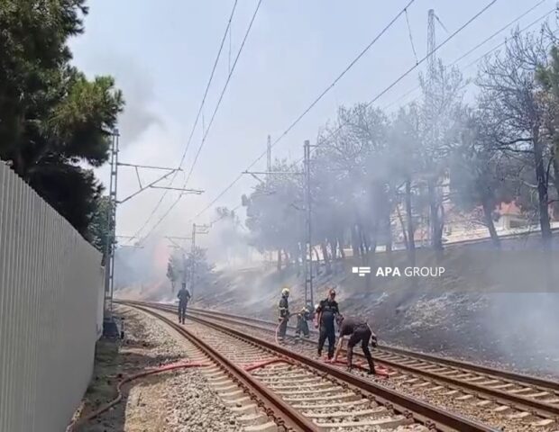 Babək prospektində yanğın başladı – FOTOLAR