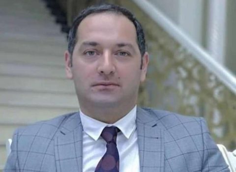 Elnur Kərimovu sancan ilan öldü, aktyorun vəziyyəti açıqlandı