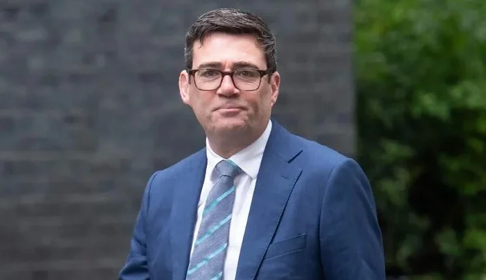 Britaniyanın yeni baş naziri o olacaq