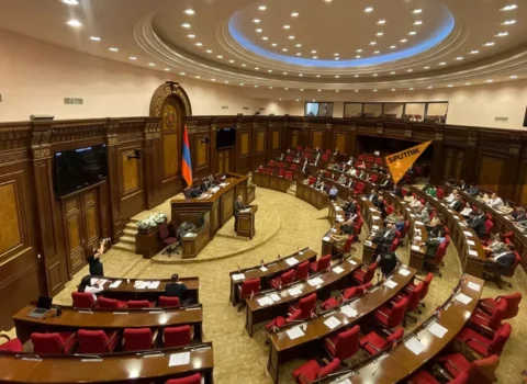 Ermənistan parlamentinin ilk iclasına Həsənov sədrlik edəcək: II Qaregin…