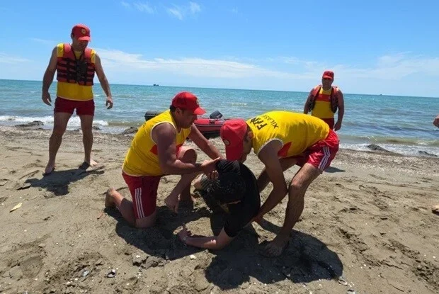 Coratda 2 nəfər dənizdə batdı, biri qadındı