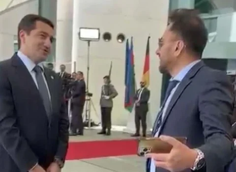 Hikmət Hacıyev Tural Sadıqlını bu sözlərlə darmadağın etdi – Video