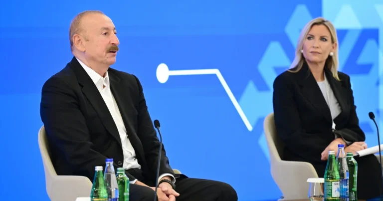 İlham Əliyev: Borrel vəzifədən getdikdən sonra Azərbaycanın Avropa Komissiyası ilə münasibətləri yaxşılaşmağa başladı İlham Əliyev: Borrel vəzifədən getdikdən sonra Azərbaycanın Avropa Komissiyası ilə münasibətləri yaxşılaşmağa başladı