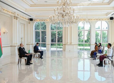 İlham Əliyev Kambocanın Azərbaycanda yeni təyin olunmuş səfirinin etimadnaməsini qəbul etdi