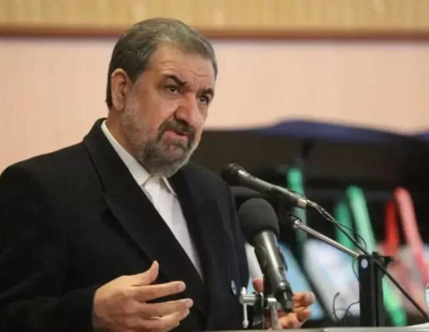 Rezai: ABŞ Prezidenti çarəsiz vəziyyətə düşüb