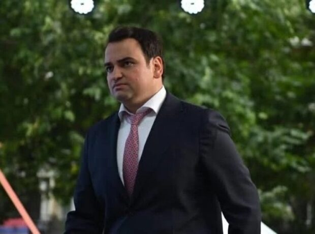Parlament xalq üçün nə edib ki, mükafat da alsın? — Karapetyan