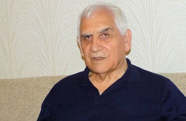 Xalq şairinə bu dərmanların verilməsi dayandırıldı – həkimlər gözləyir… Xalq şairinə bu dərmanların verilməsi dayandırıldı – həkimlər gözləyir…